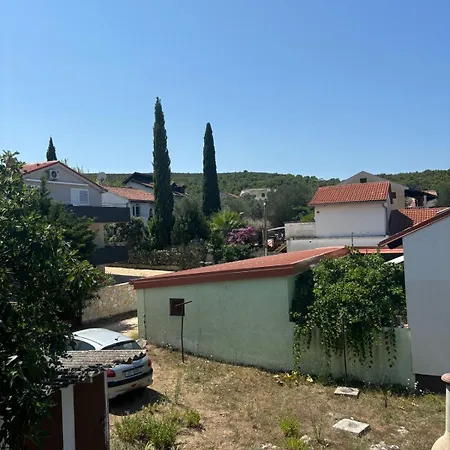 Πανσιόν Santek Ždrelac