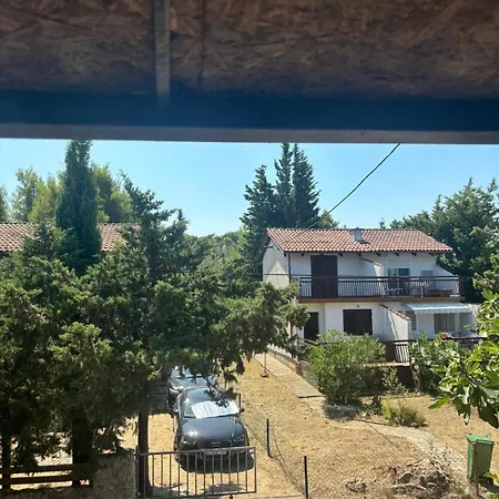 Pensión Santek Ždrelac